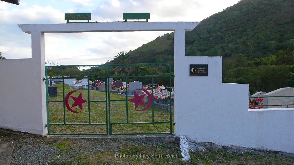 Cimetiere des Arabes a Nessadiou 2.JPG - Cimetière des Arabes à Nessadiou. Août 2014
